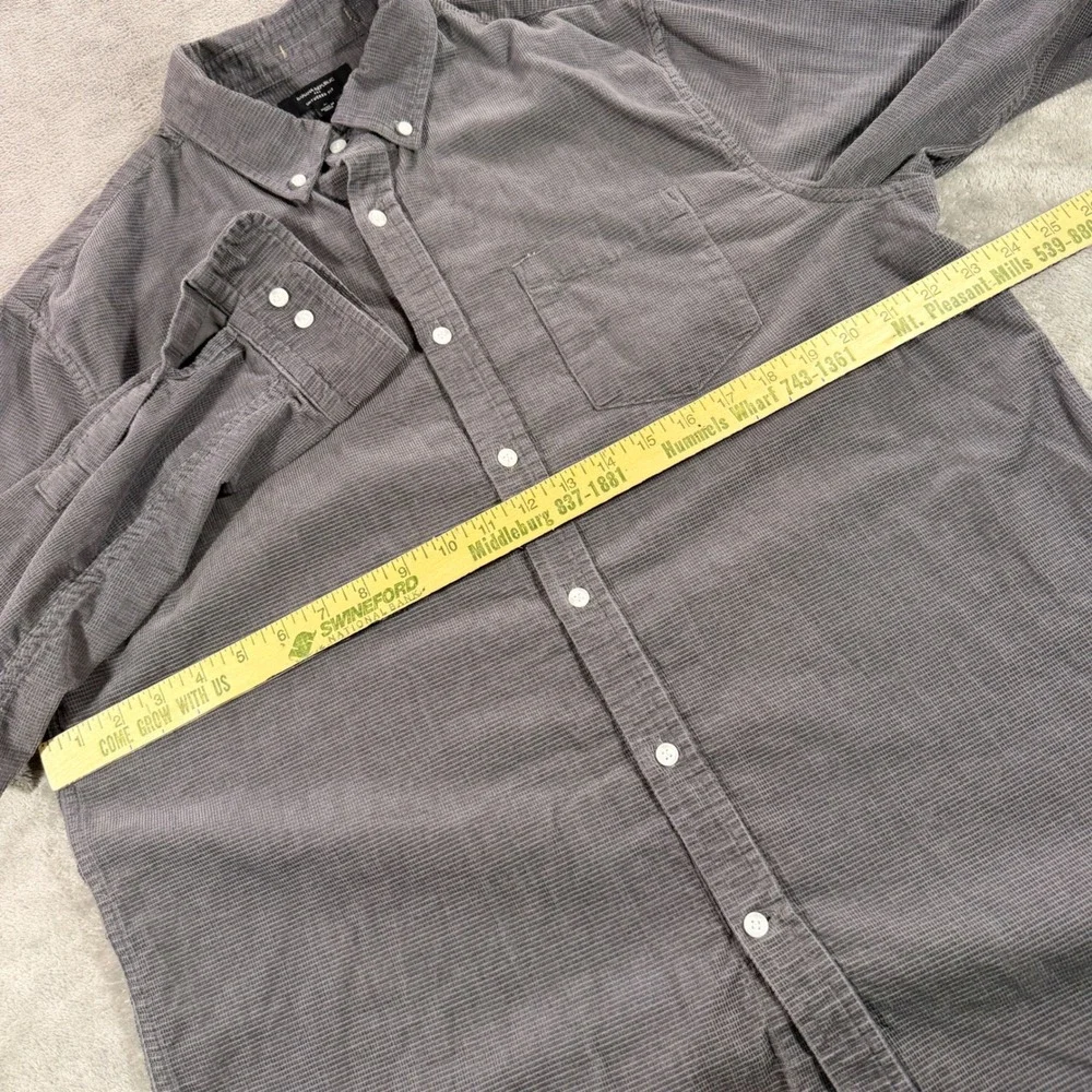 Banana Republic Button Down Mens Large Grey Corduroy Untucked Fit LS Fine Wale C